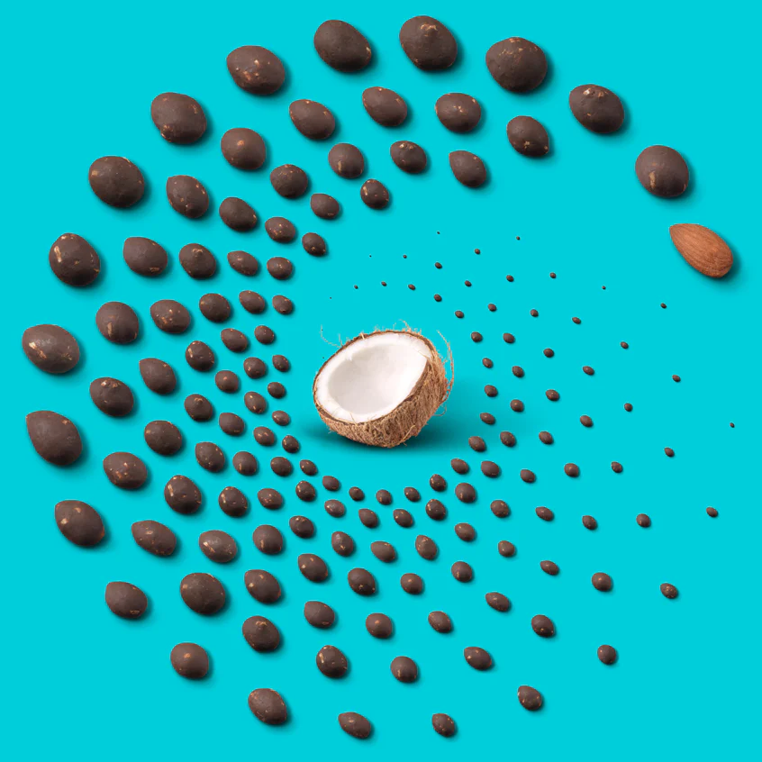 Dark chocolate coconut almonds- grab & go box - Image 4