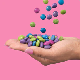 Milk chocolate gems - grab & go box - Image 4